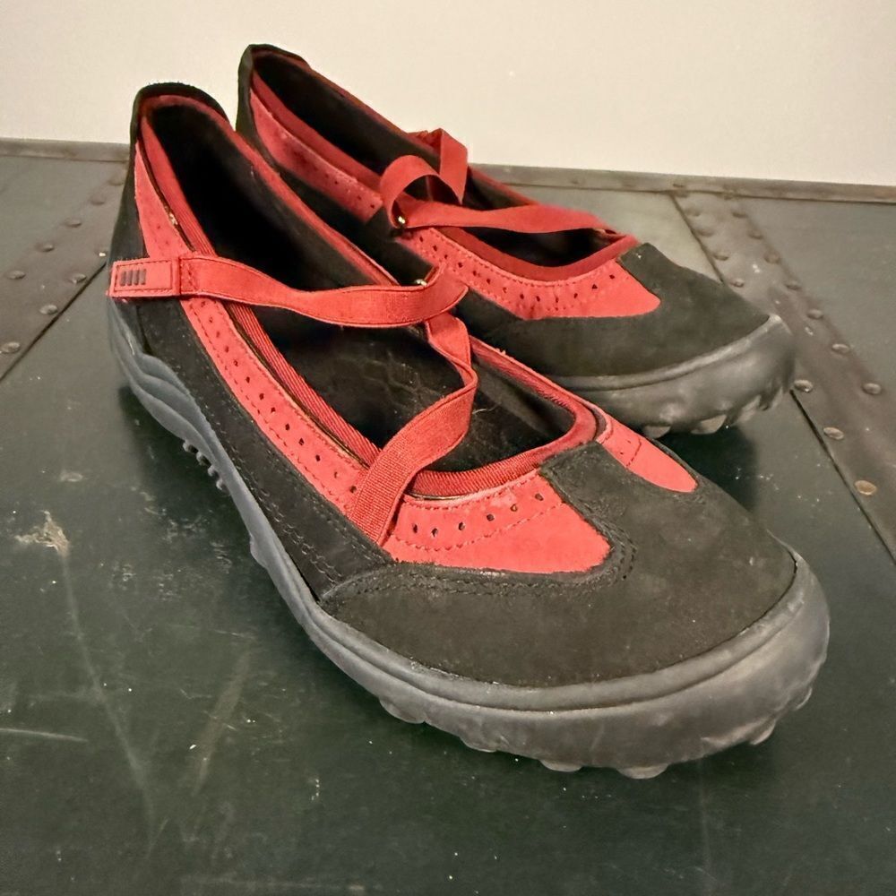 Lands End Women Mary Janes Black Red Suede Leather V Strap Comfort Shoe Size 8.5